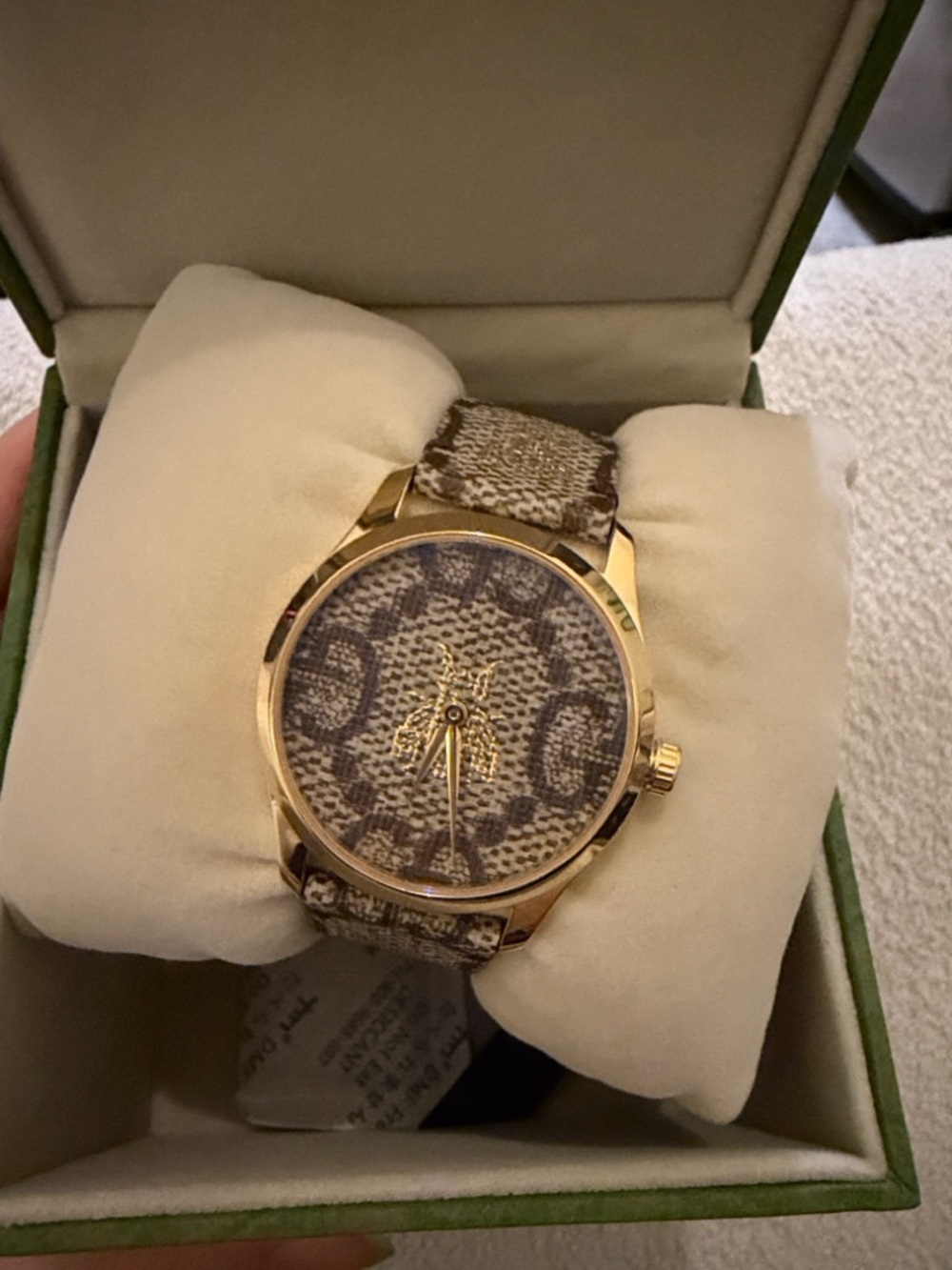 Gucci Brown and Gold Bee Motif Men's Watch - Picture 4 of 4